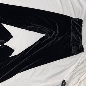 Black velvet RDI leggings size small